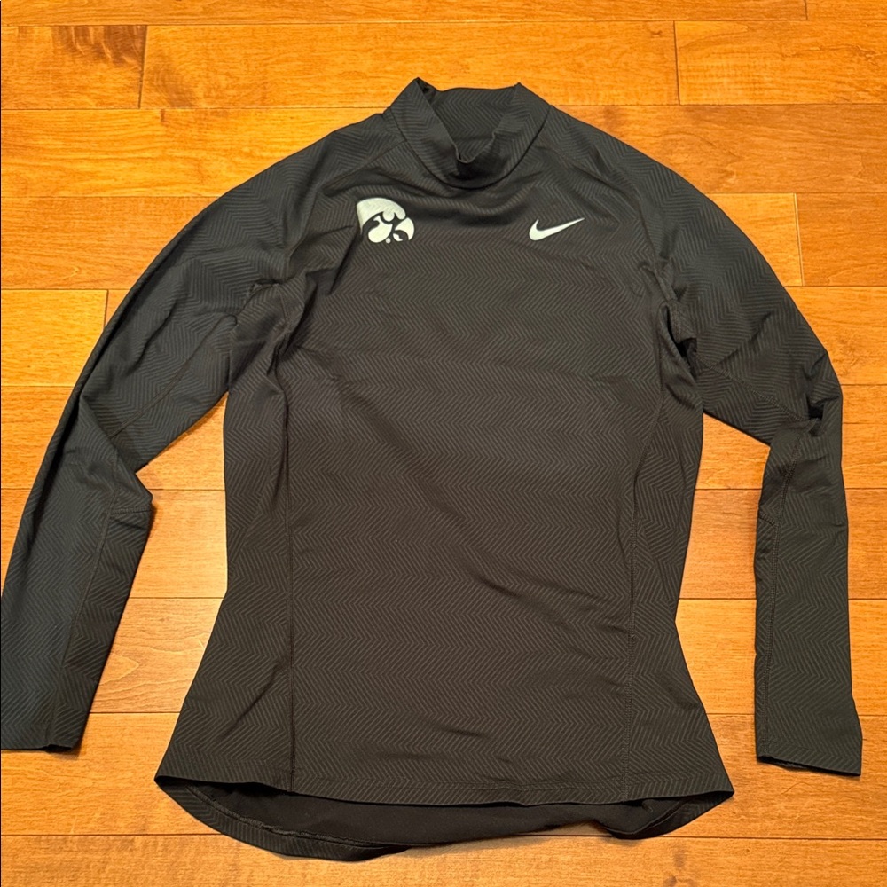 Nike Women's Black Long Sleeve Running Shirt